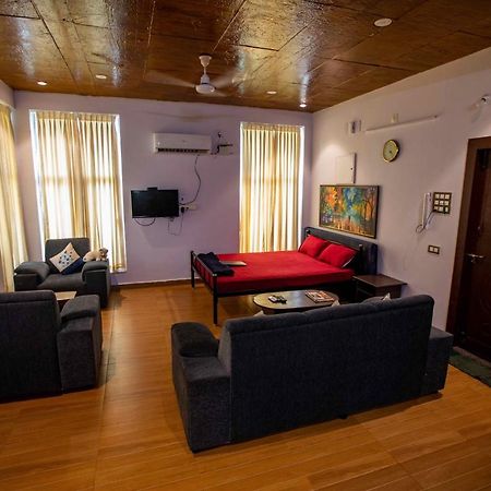 Waves Beach House Puducherry Zewnętrze zdjęcie