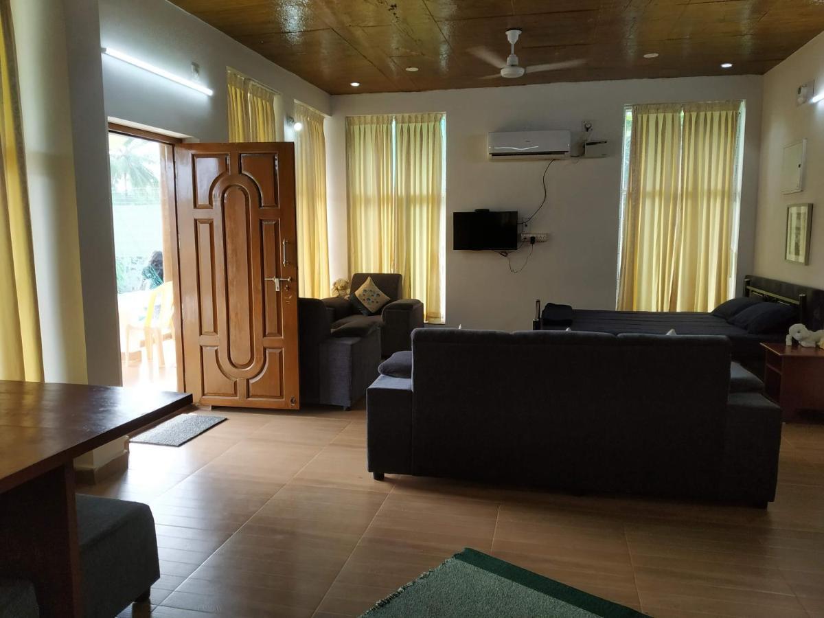 Waves Beach House Puducherry Zewnętrze zdjęcie