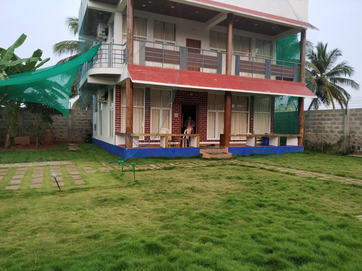Waves Beach House Puducherry Zewnętrze zdjęcie